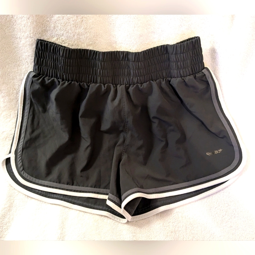 Reebok ladies black retro look athletic running shorts large